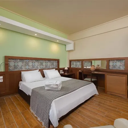 Hotel Gq 4*